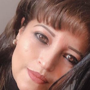 Meet your Posher, Nely